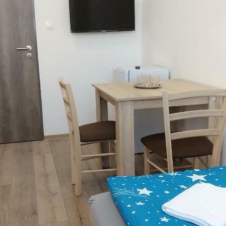 Hostel White Coral Club Koszyce Zewnętrze zdjęcie