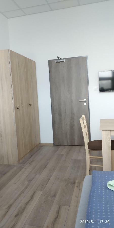 Hostel White Coral Club Koszyce Zewnętrze zdjęcie