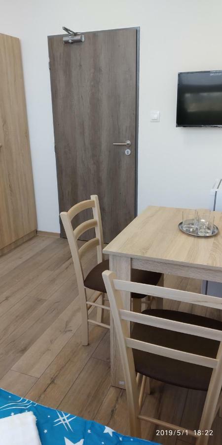 Hostel White Coral Club Koszyce Zewnętrze zdjęcie