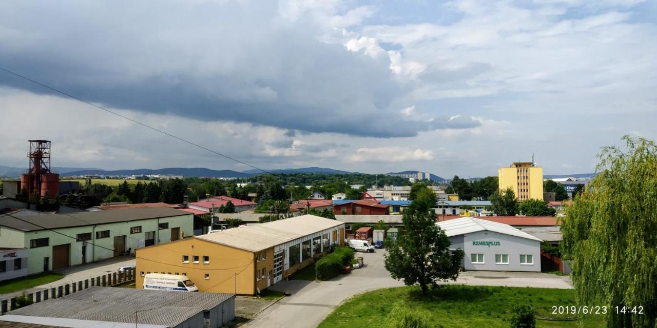 Hostel White Coral Club Koszyce Zewnętrze zdjęcie
